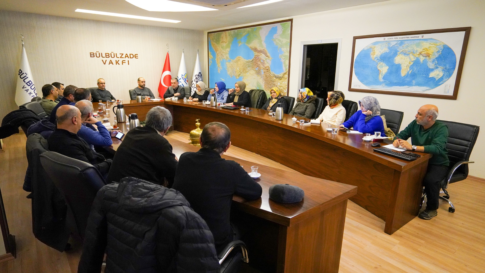 "Cumhuriyet'in Yüzüncü Yılında Yeni Dünya Politikası: Kafiye Çağı" Kitap Tahlili Programı