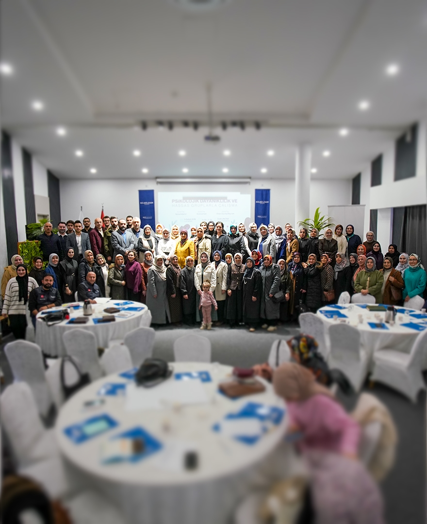 PSYCHOLOGICAL RESILIENCE AND WORKING WITH VULNERABLE GROUPS