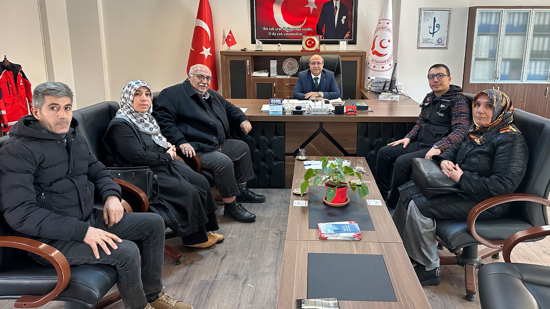 Yardım Komisyonundan Aile ve Sosyal Hizmetler İlçe Müdürlüğüne Ziyaret